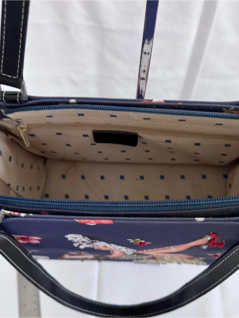 Navy Pin-Up Print Shoulder Bag with Dalmatian Motif